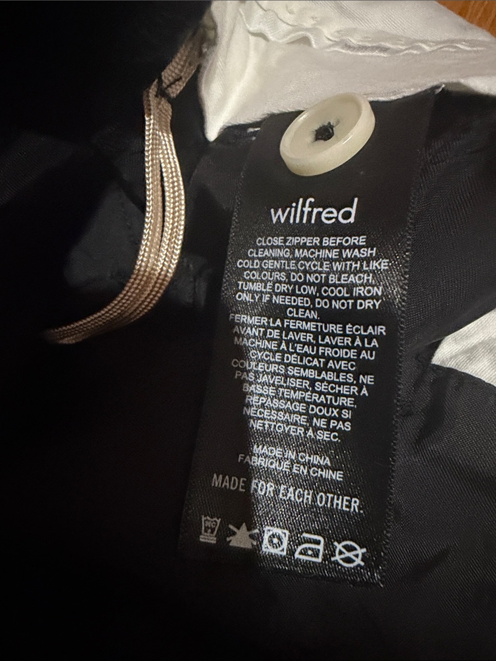 Aritzia| ‘Effortless’ Trouser Pants - Picture 12 of 12